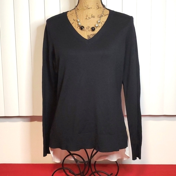 Adrianna Papell  Black long sleeve top with a white blouse extender Med. preppy - Picture 1 of 9